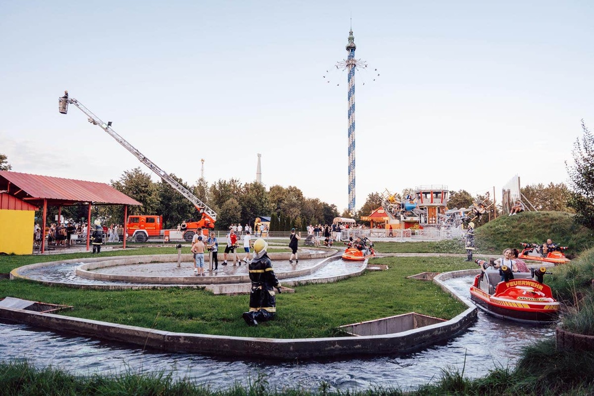 Magische Sommernacht: „Skyline Park bei Nacht“ verzaubert am 14. August