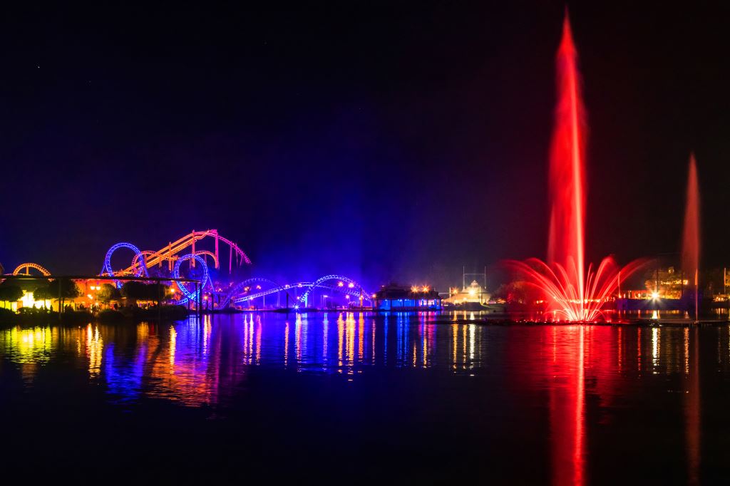 Heide Park Halloween: Schaurig-schöne Momente gemeinsam erleben im geisterhaften Heide Park Resort – Lange Parköffnung an acht Tagen