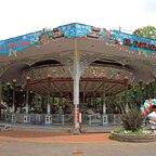 Historisches Carousel El Dorado von Hugo Haase im Freizeitpark Toshimaen in Tokio