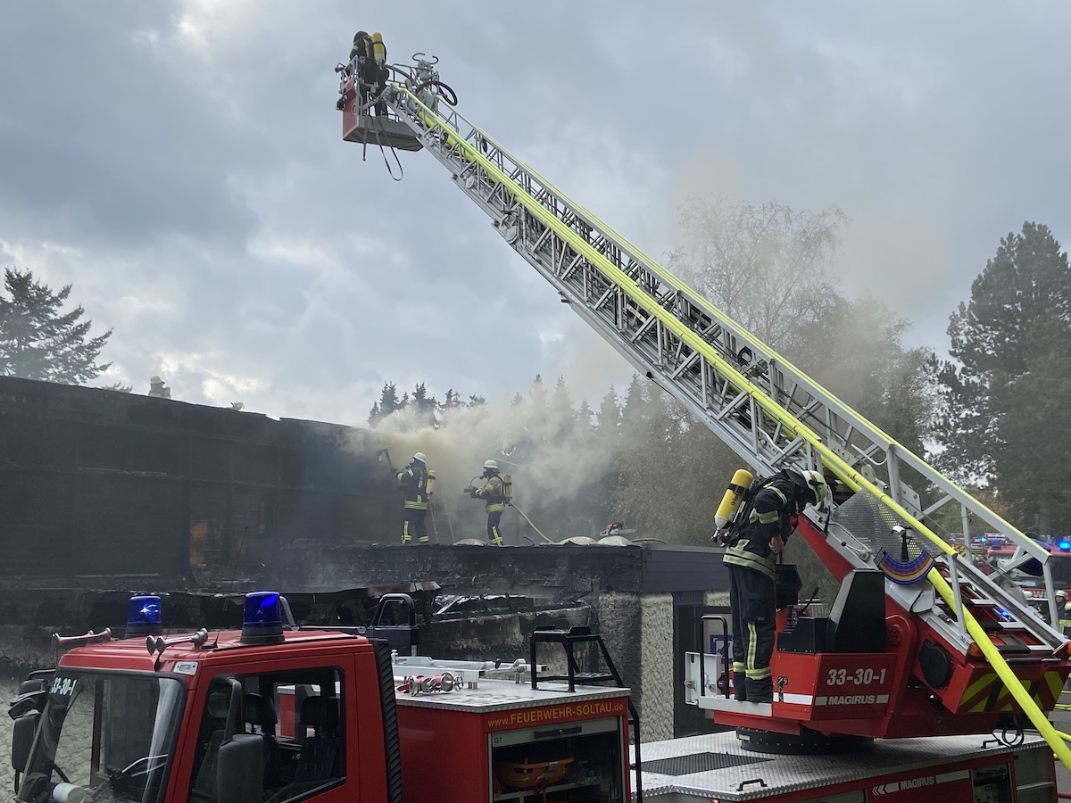 Brand im Heide Park Resort - Nachlöscharbeiten dauern an