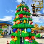 LEGO® DUPLO Weihnachtsbaum: 5 Tonnen auf 10 Meter Höhe