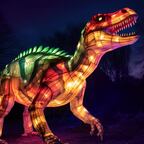 Spektakuläres Comeback der Dinosaurier: Leuchtende Dinos stehlen während Wunderlight Kalkar allen die Show