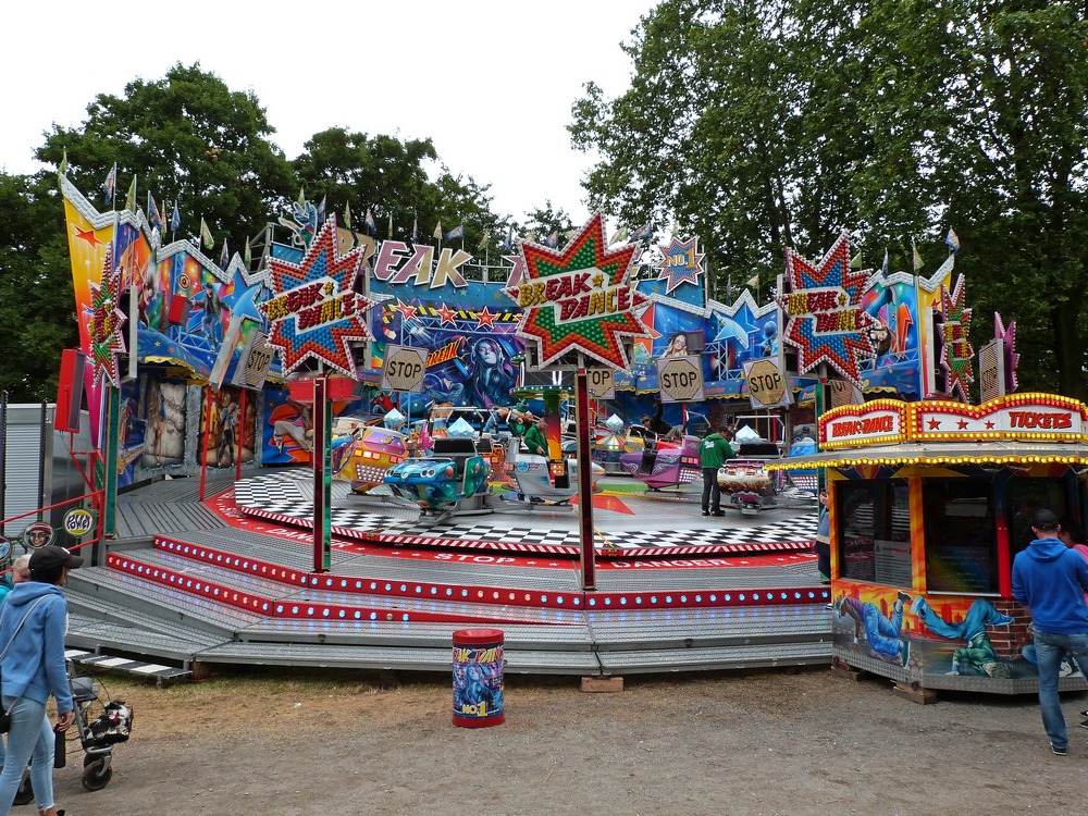 Größer, besser, spektakulärer: Die Beecker Kirmes 2024 verspricht einmalige Attraktionen und Nervenkitzel